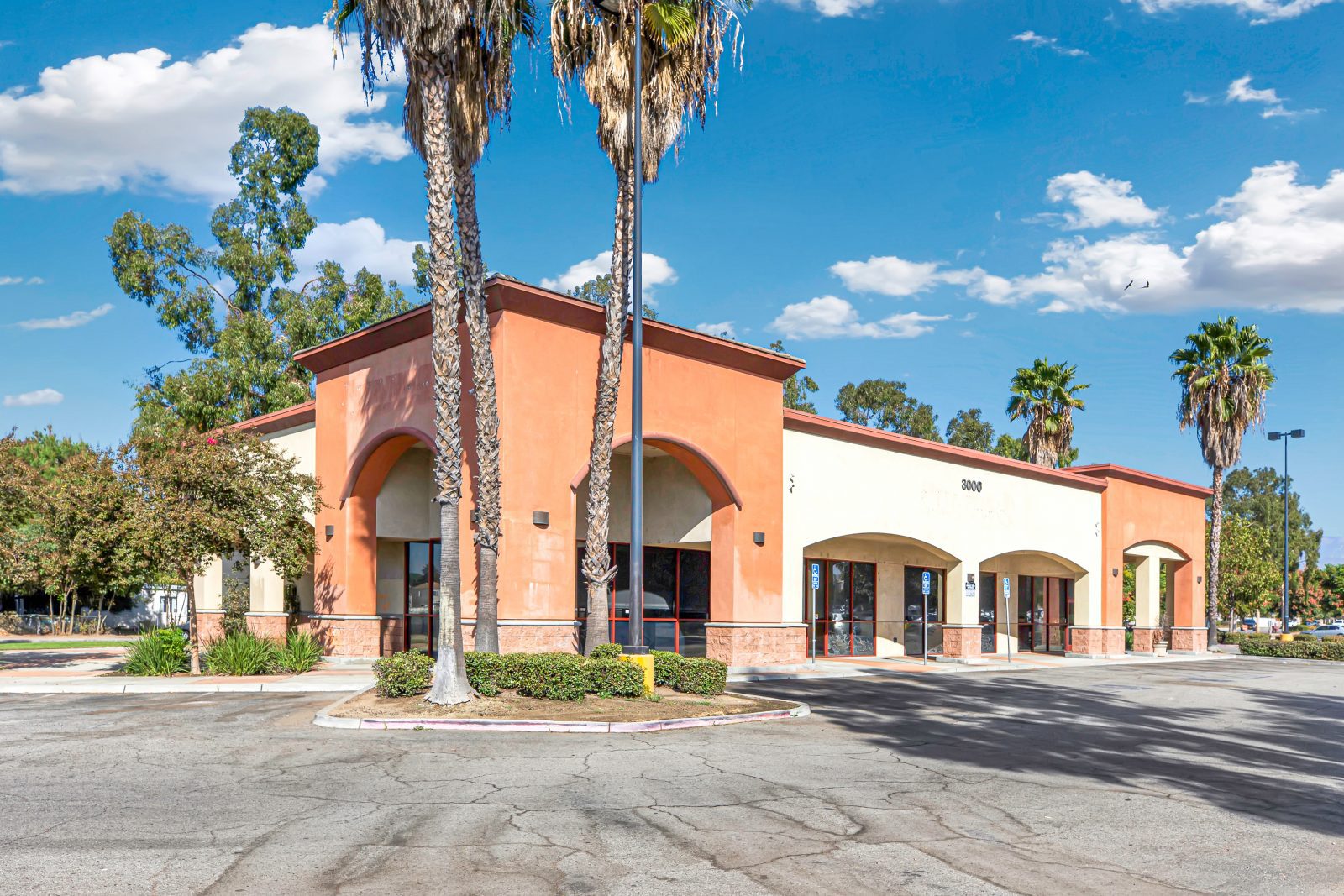 3000 Big Dalton Ave Baldwin Park, CA 91706 Donald La Realty